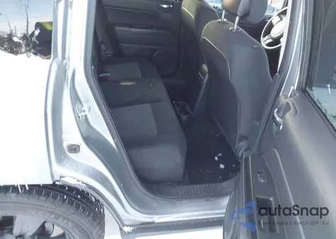 2015 Jeep Compass Sport из США, поврежденный, VIN 1C4NJDBB5FD317153